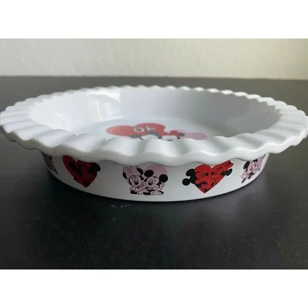 DISNEY MICKEY MINNIE MOUSE‎ VAlentine’s PIE DISH BOWL Round 9” Ceramic New